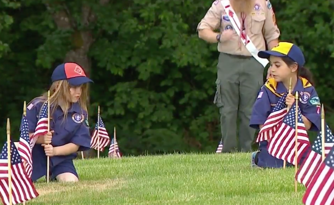 Scouts Place Thousands of Flags for Memorial Day