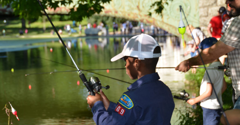 Detroit Fishing Day a model for how to get young people hooked on Scouting